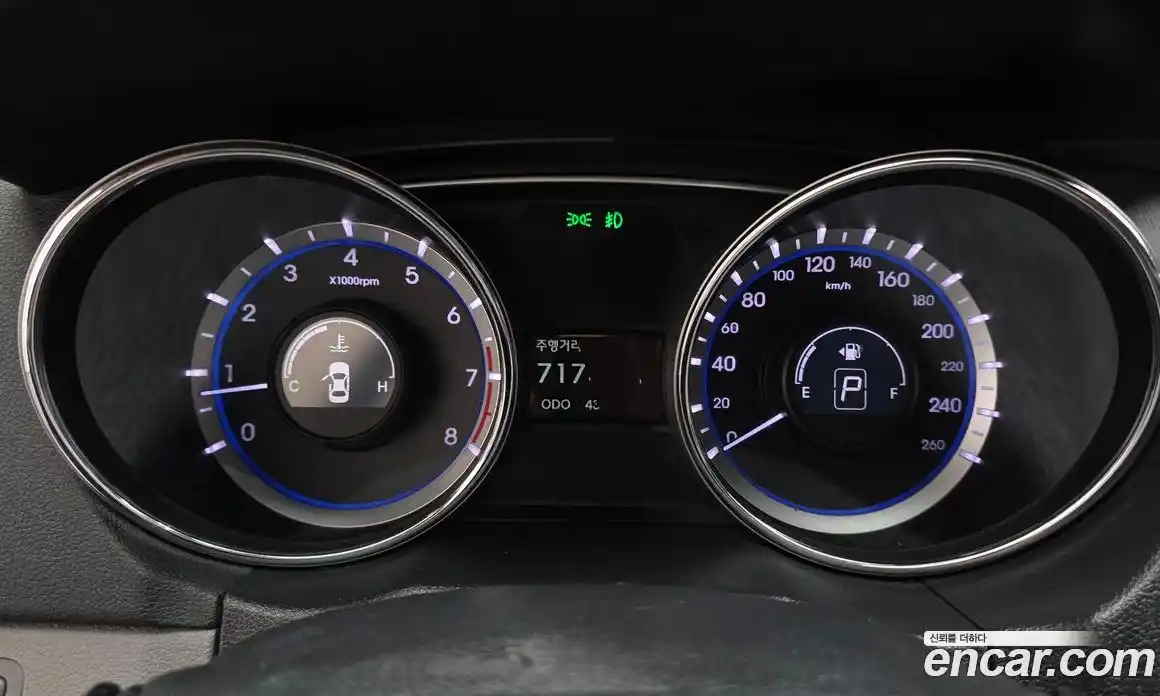 Hyundai Sonata 2011 2.0 гидро, фото 8