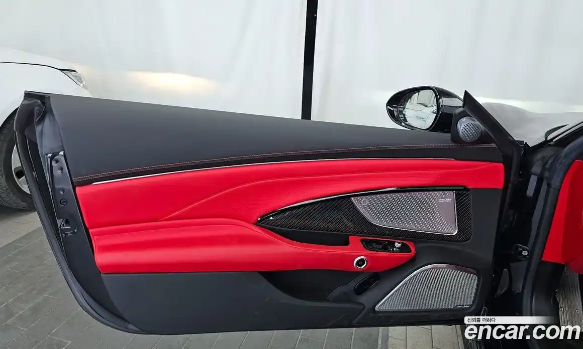 Maserati Gran Cabrio 2024 3.0 гидро, фото 14