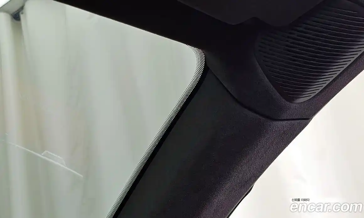 Maserati Gran Cabrio 2024 3.0 гидро, фото 16