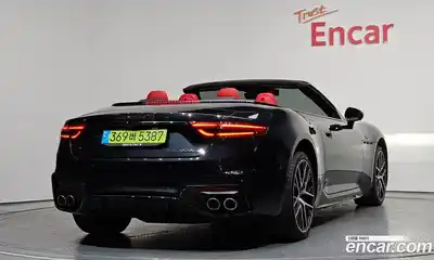 Maserati Gran Cabrio 2024 3.0 гидро, миниатюра 2
