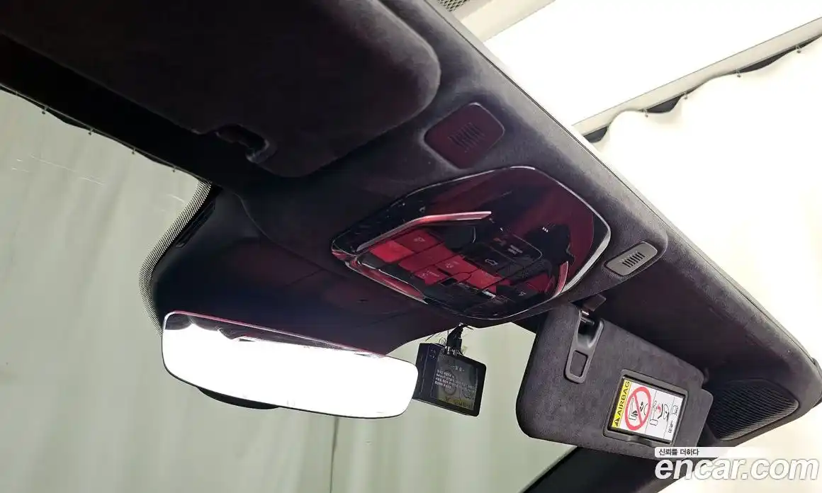 Maserati Gran Cabrio 2024 3.0 гидро, фото 32