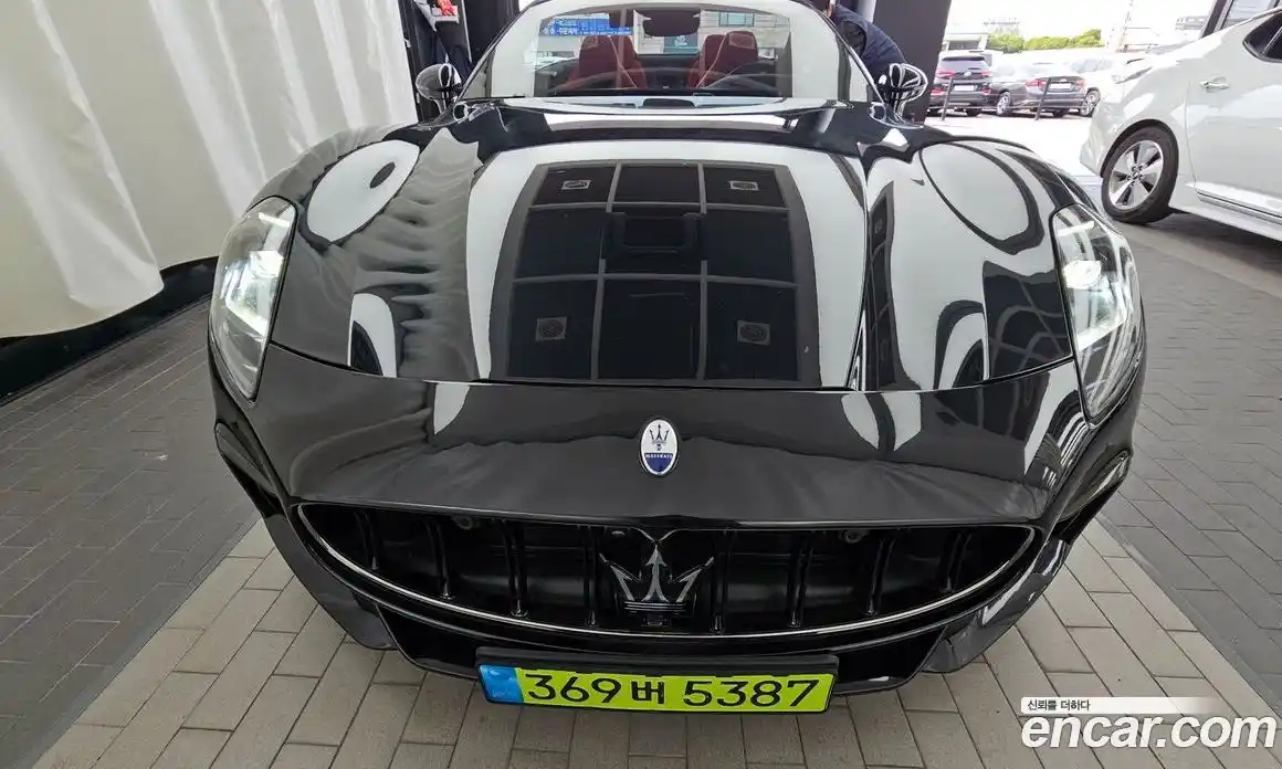 Maserati Gran Cabrio 2024 3.0 гидро, фото 36