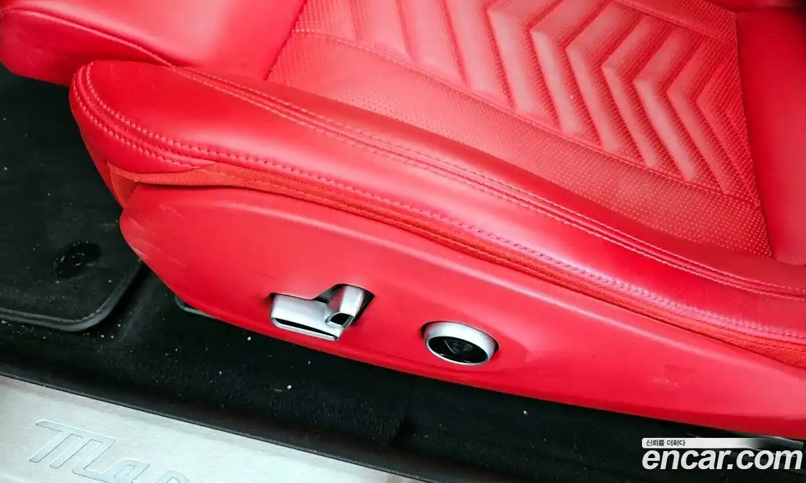 Maserati Gran Cabrio 2024 3.0 гидро, фото 38