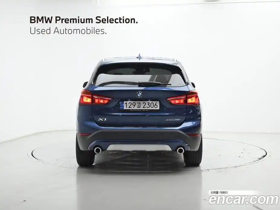 BMW X1 2022 2.0 автомат (гидро), фото 4
