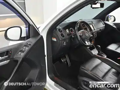 Volkswagen Tiguan 2014 2.0 автомат (гидро), миниатюра 11