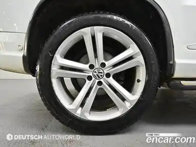 Volkswagen Tiguan 2014 2.0 автомат (гидро), миниатюра 5