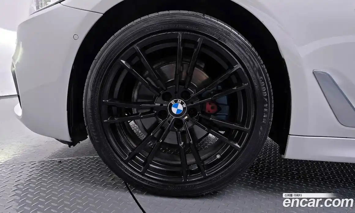BMW 5-Series 2018 2.0 гидро, фото 5