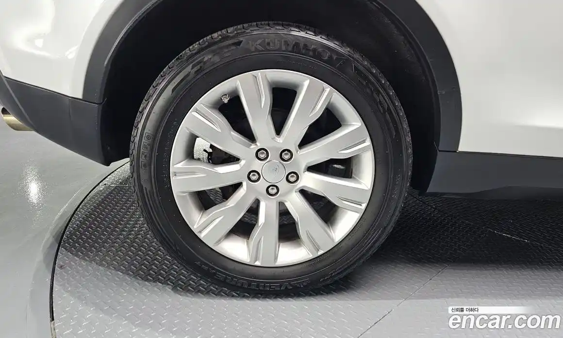 Land Rover Discovery Sport 2016 2.0 автомат (гидро), фото 5