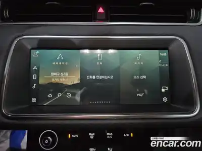 Land Rover Range Rover Evoque 2023 2.0 автомат (гидро), миниатюра 11