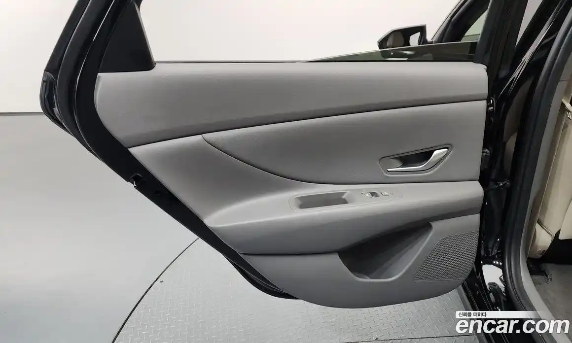 Hyundai Avante 2024 1.6 гидро, фото 15