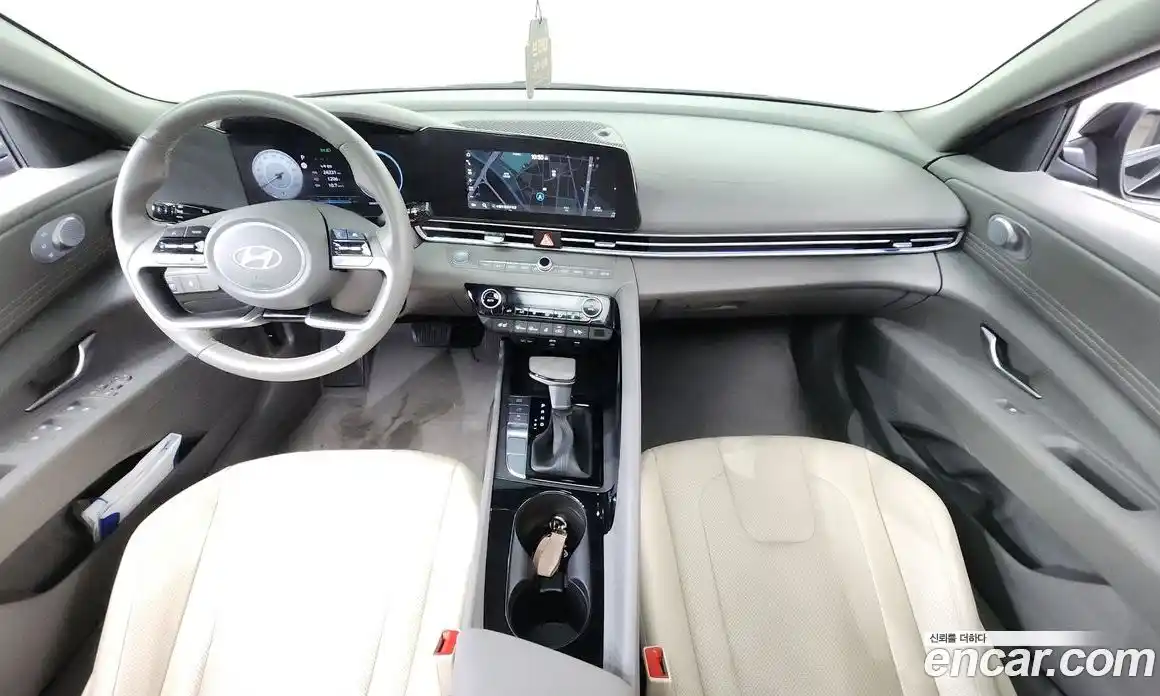 Hyundai Avante 2024 1.6 гидро, фото 10