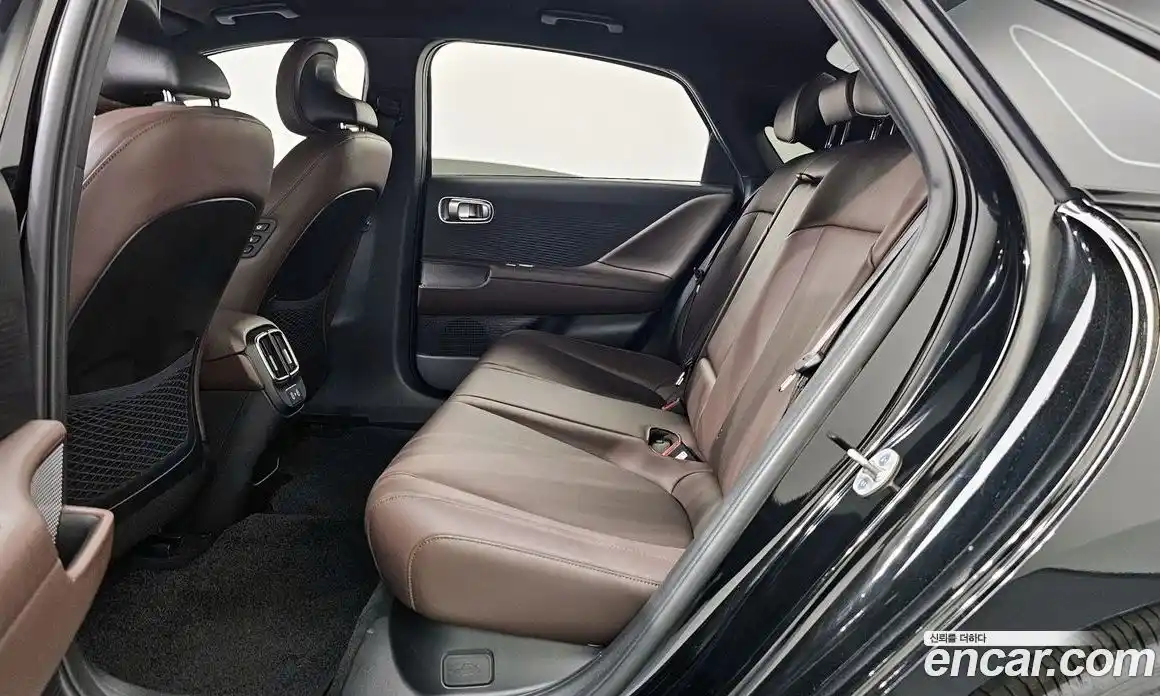Hyundai Ioniq 6 2022 0.1 автомат (гидро), фото 16