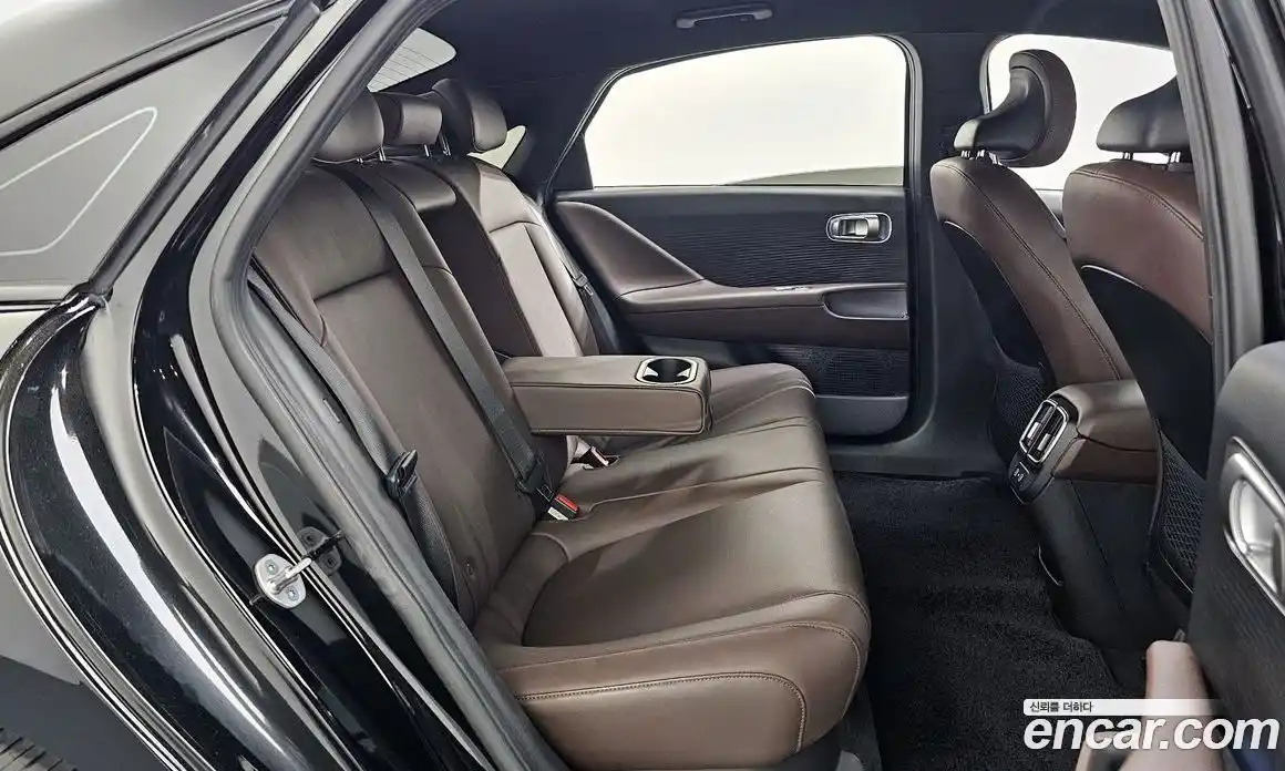 Hyundai Ioniq 6 2022 0.1 автомат (гидро), фото 18