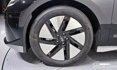 Hyundai Ioniq 6 2022 0.1 автомат (гидро), миниатюра 5
