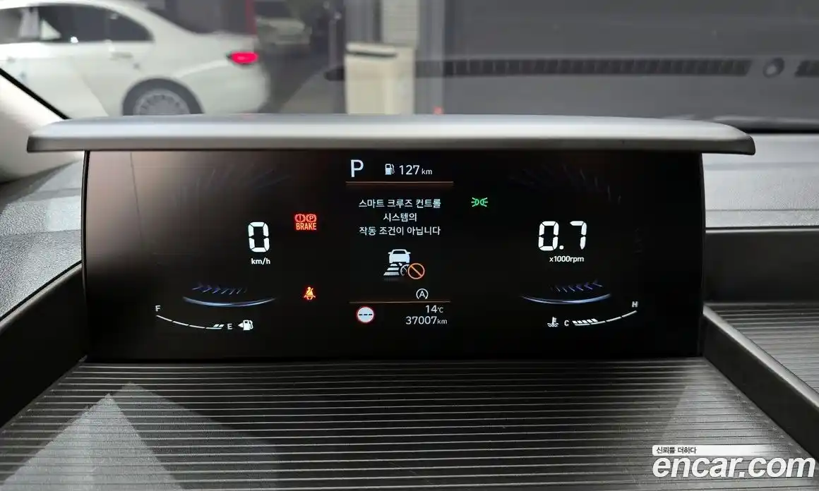 Hyundai Staria 2023 2.2 гидро, фото 11