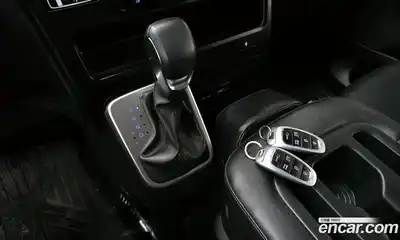 Hyundai Staria 2023 2.2 гидро, миниатюра 12
