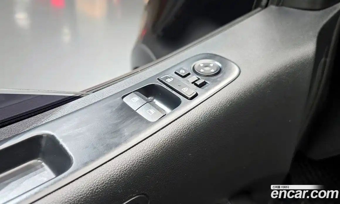 Hyundai Staria 2023 2.2 гидро, фото 19