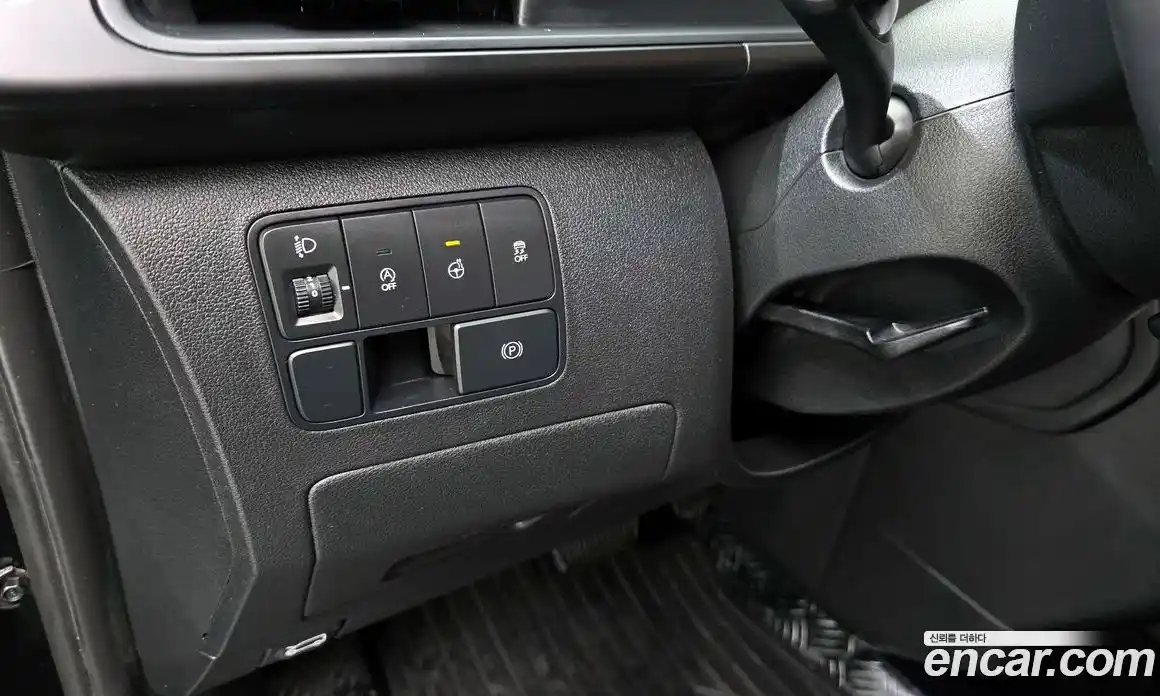 Hyundai Staria 2023 2.2 гидро, фото 20