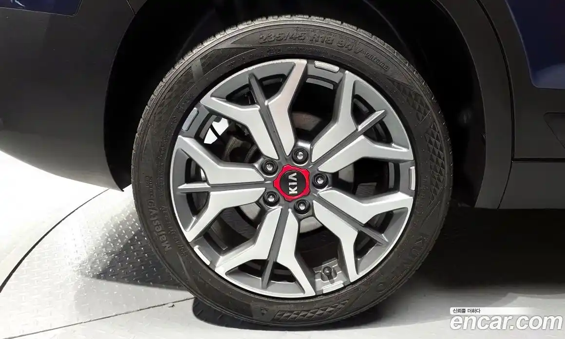 Kia Seltos 2020 1.6 автомат (гидро), фото 28