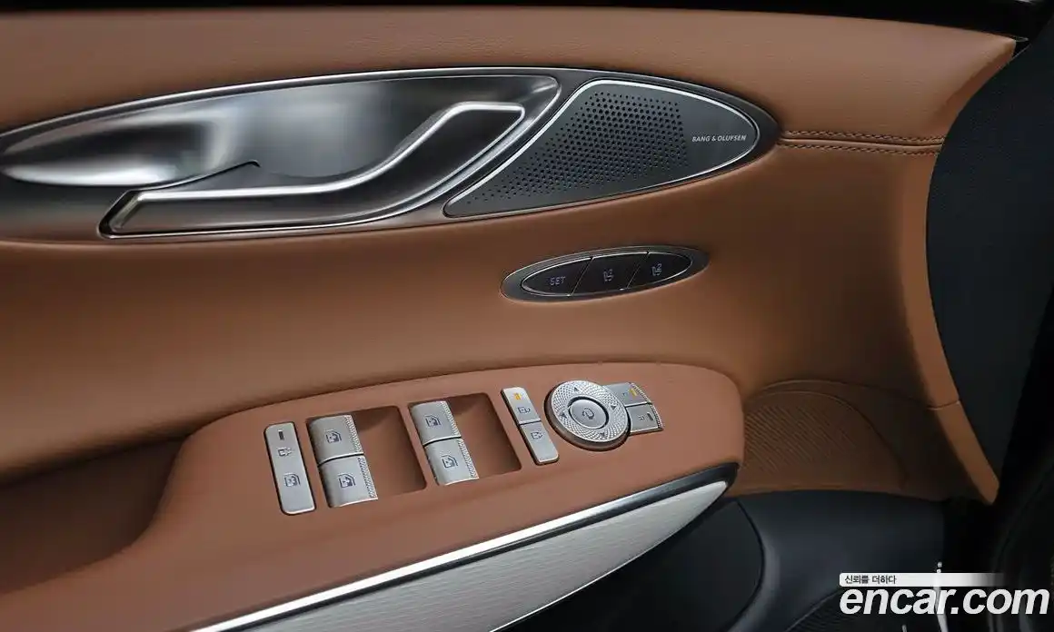 Genesis GV70 2025 2.5 гидро, фото 27