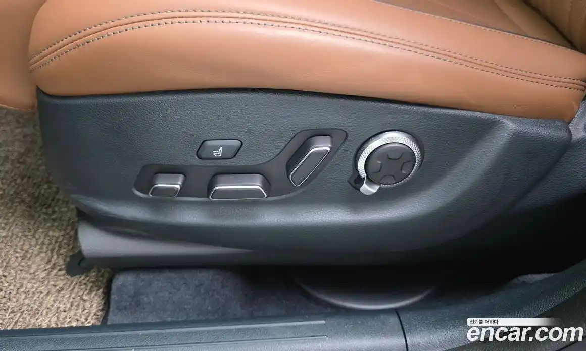 Genesis GV70 2025 2.5 гидро, фото 31