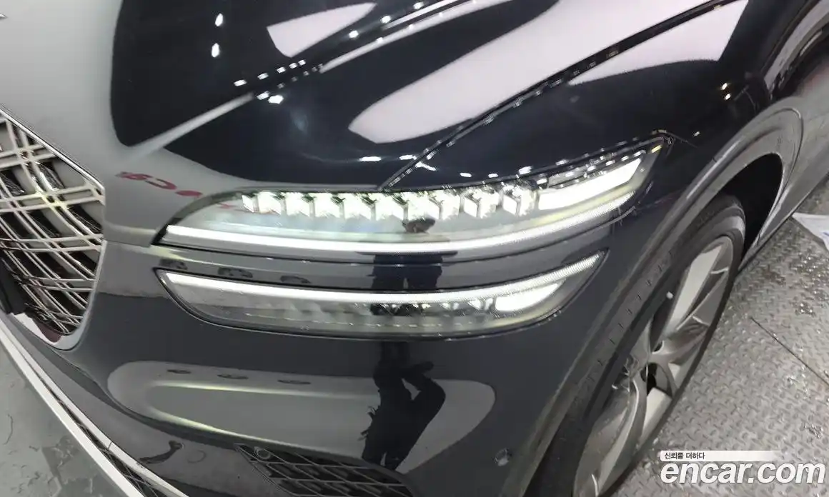 Genesis GV70 2025 2.5 гидро, фото 8