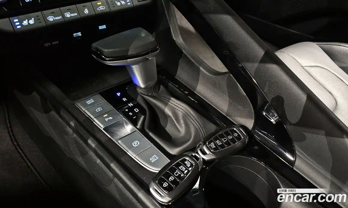 Hyundai Avante 2022 1.6 автомат (гидро), фото 9