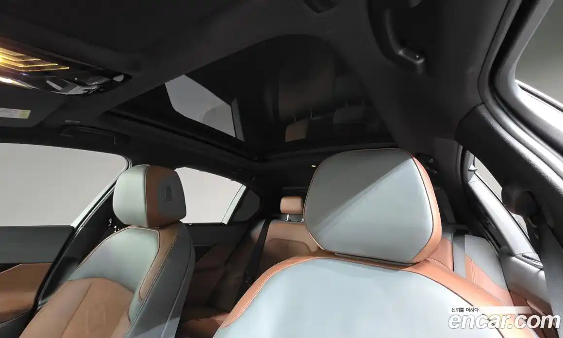 BMW 5-Series 2025 2.0 гидро, фото 18