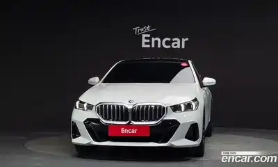 BMW 5-Series 2025 2.0 гидро, миниатюра 3