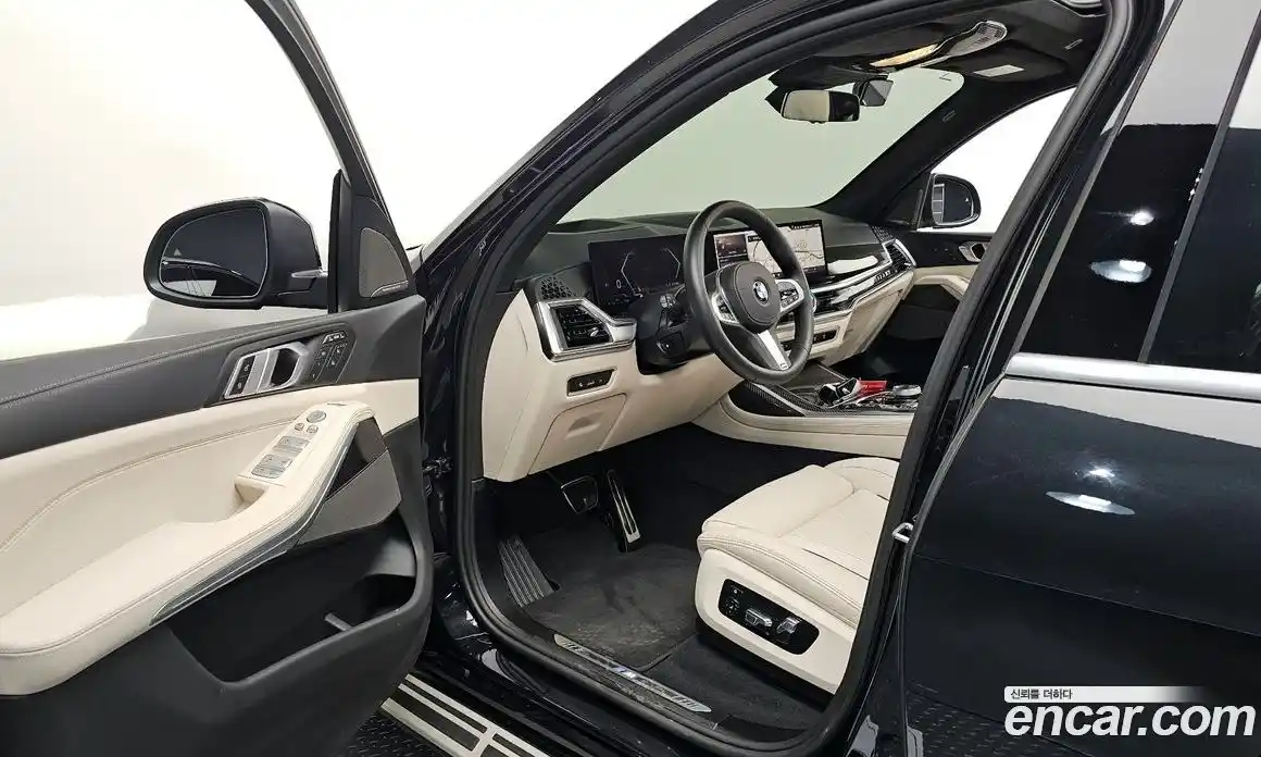 BMW X7 2025 3.0 гидро, фото 12