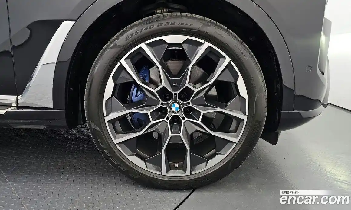 BMW X7 2025 3.0 гидро, фото 6