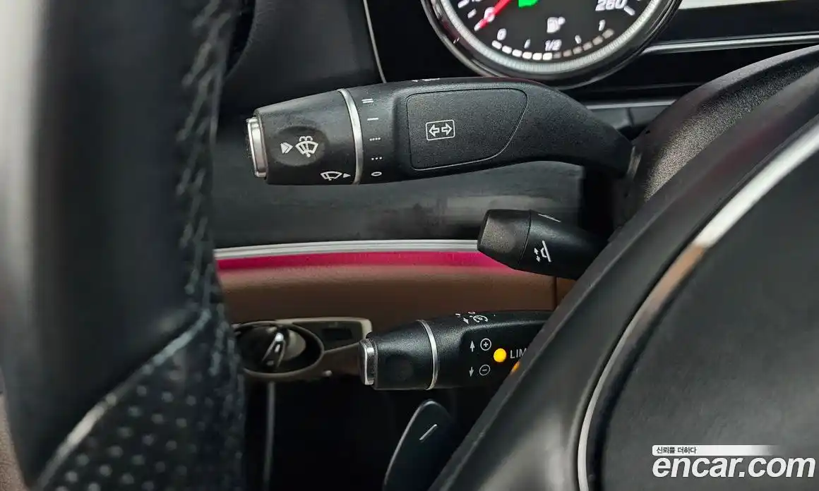Mercedes-Benz E-Class 2017 2.0 автомат (гидро), фото 19