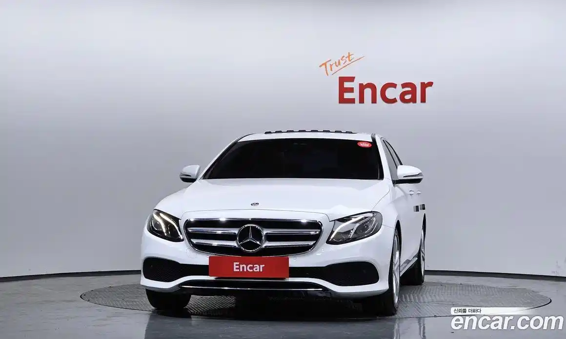 Mercedes-Benz E-Class 2017 2.0 автомат (гидро), фото 3