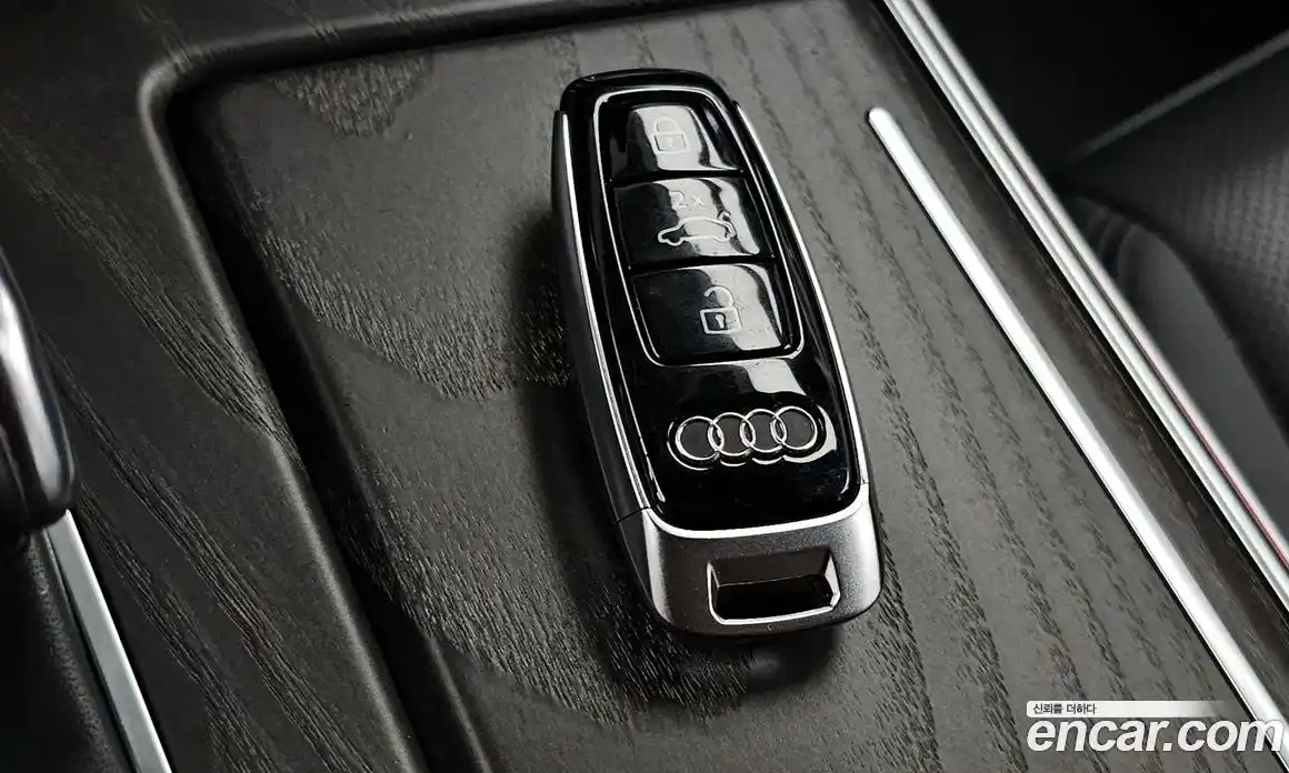 Audi A6 2020 2.0 автомат (гидро), фото 33