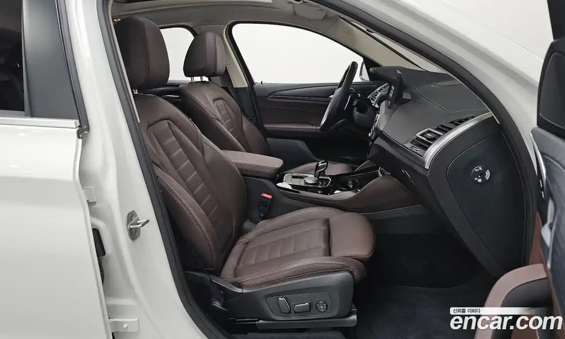 BMW X4 2025 2.0 гидро, фото 15