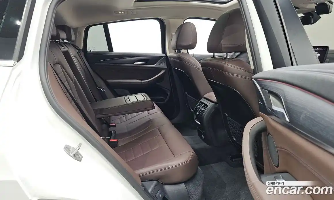 BMW X4 2025 2.0 гидро, фото 16