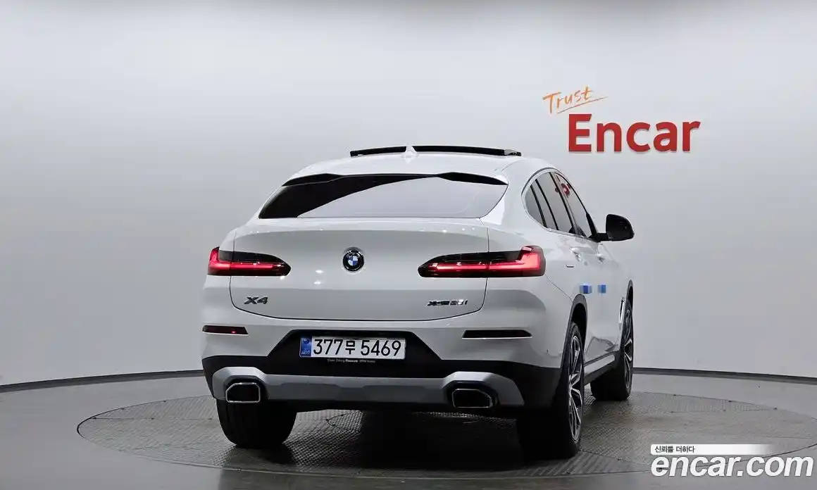 BMW X4 2025 2.0 гидро, фото 3