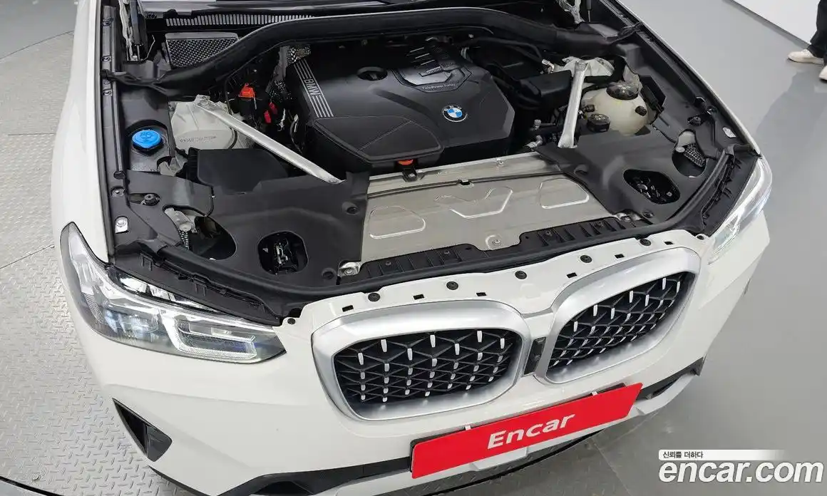 BMW X4 2025 2.0 гидро, фото 5