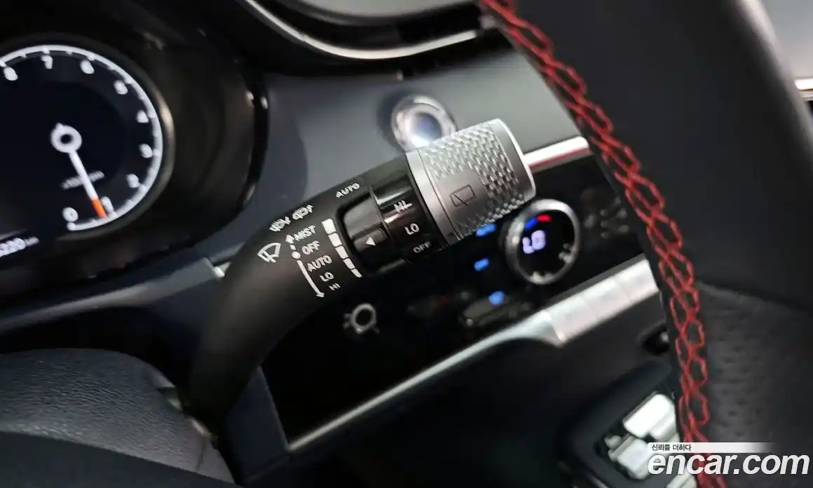 Genesis GV70 2021 2.5 автомат (гидро), фото 27