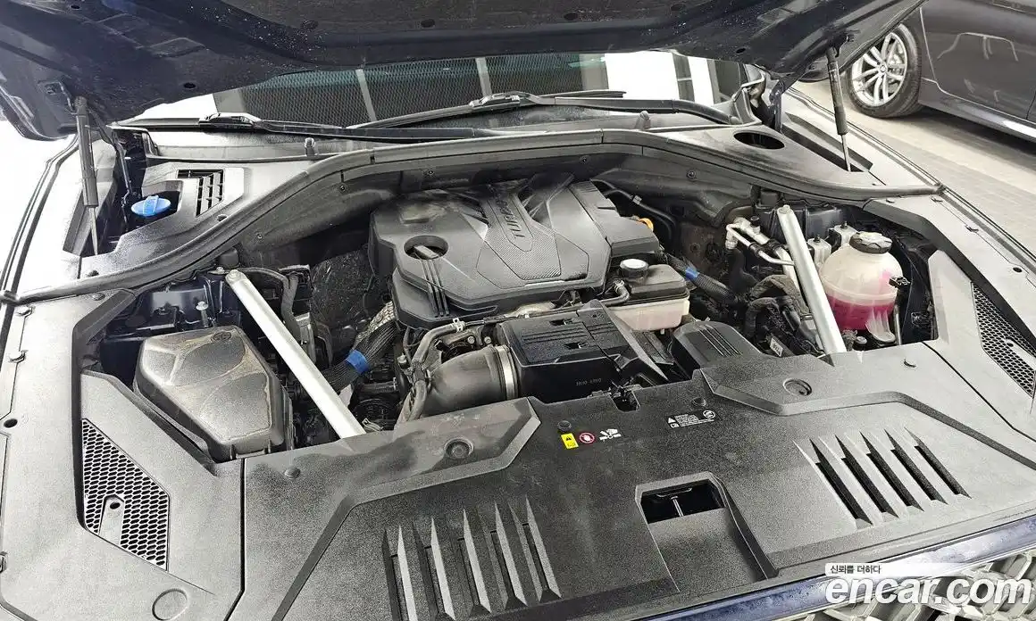 Genesis GV70 2021 2.5 автомат (гидро), фото 6