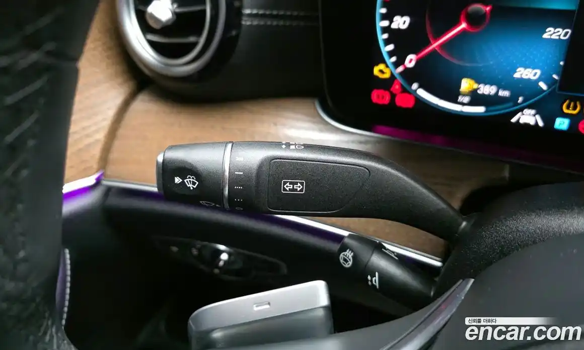 Mercedes-Benz E-Class 2023 2.0 автомат (гидро), фото 27