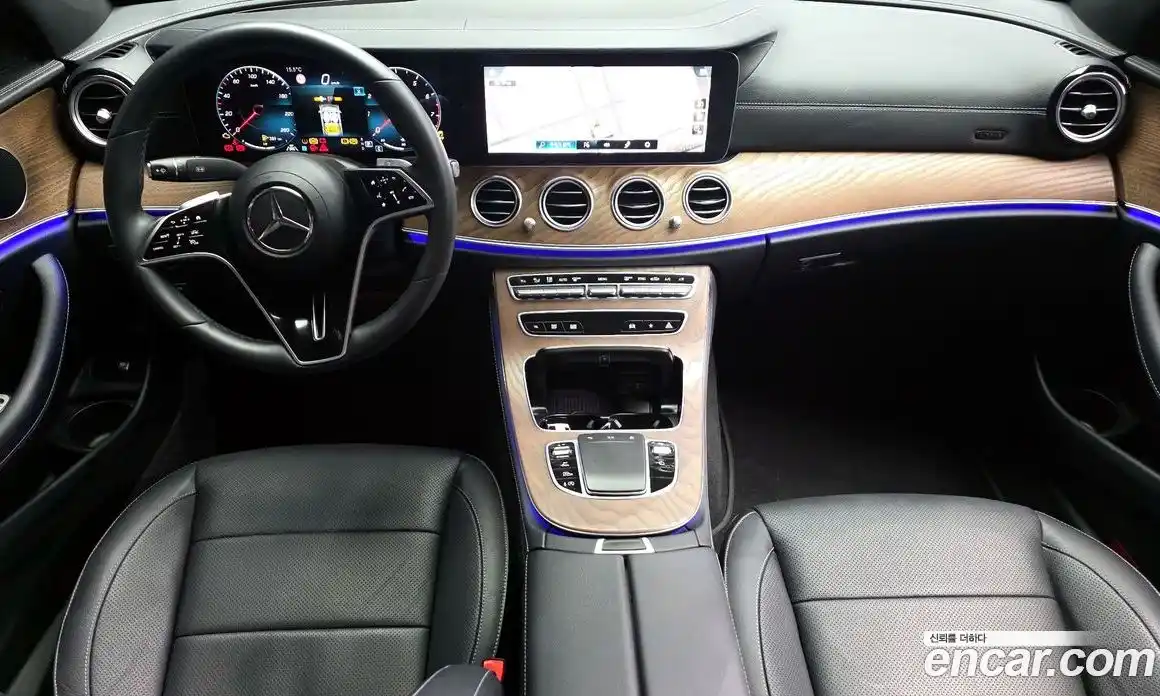 Mercedes-Benz E-Class 2023 2.0 автомат (гидро), фото 10