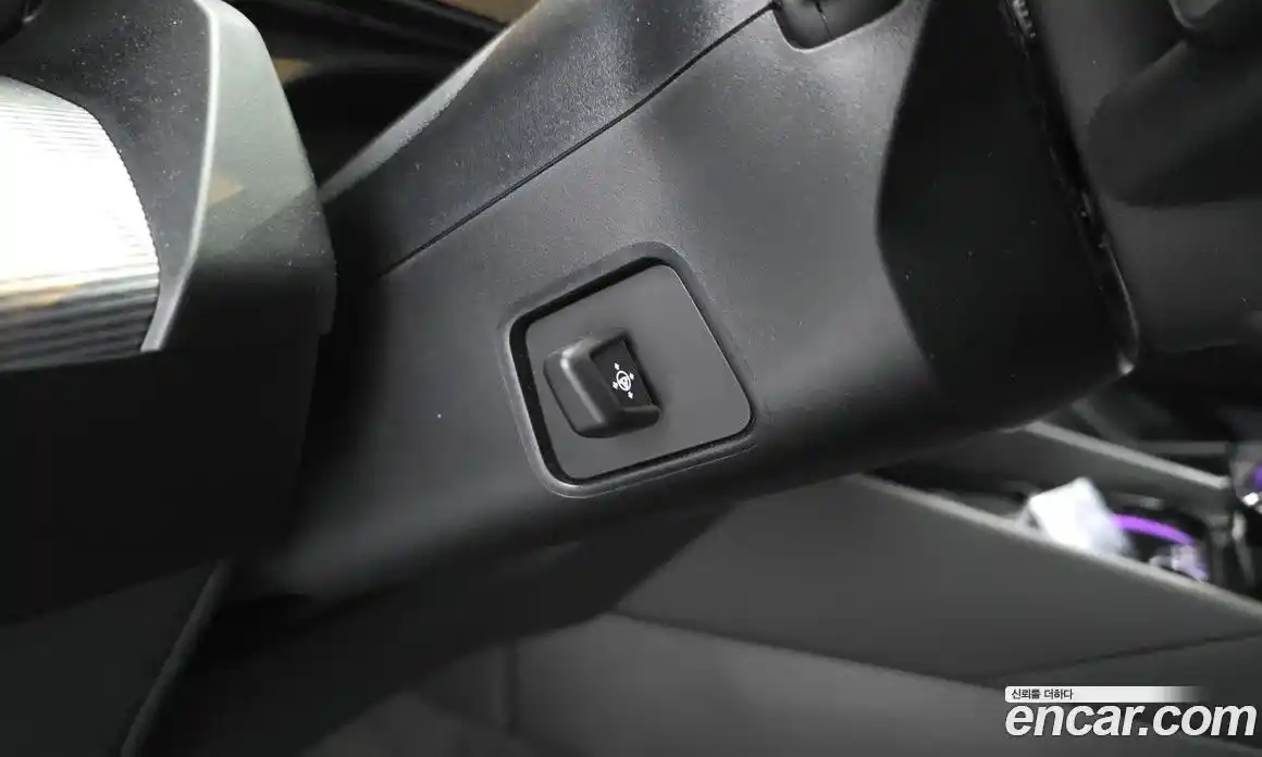 BMW 5-Series 2025 2.0 гидро, фото 33
