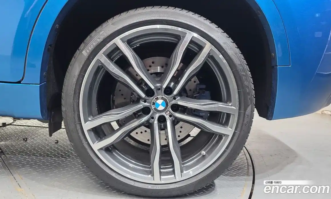 BMW X6M 2018 4.4 автомат (гидро), фото 7