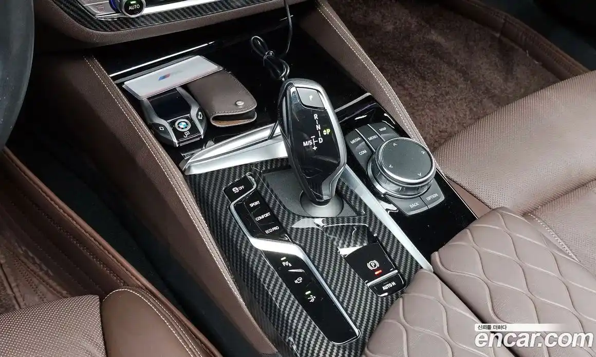 BMW 6-Series 2023 3.0 гидро, фото 9
