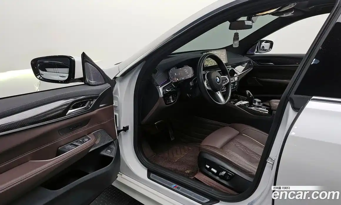 BMW 6-Series 2023 3.0 гидро, фото 10