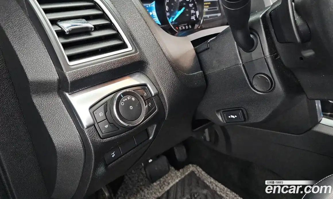 Ford Explorer 2017 2.3 автомат (гидро), фото 27