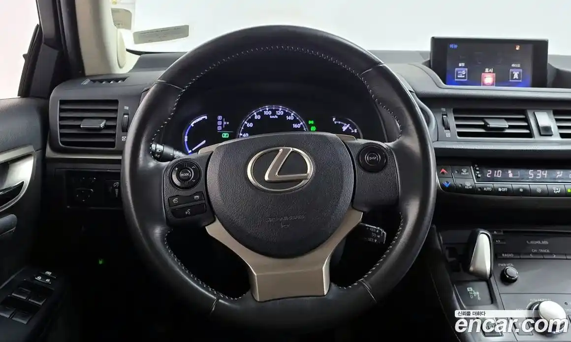 Lexus CT200h 2014 1.8 гидро, фото 14