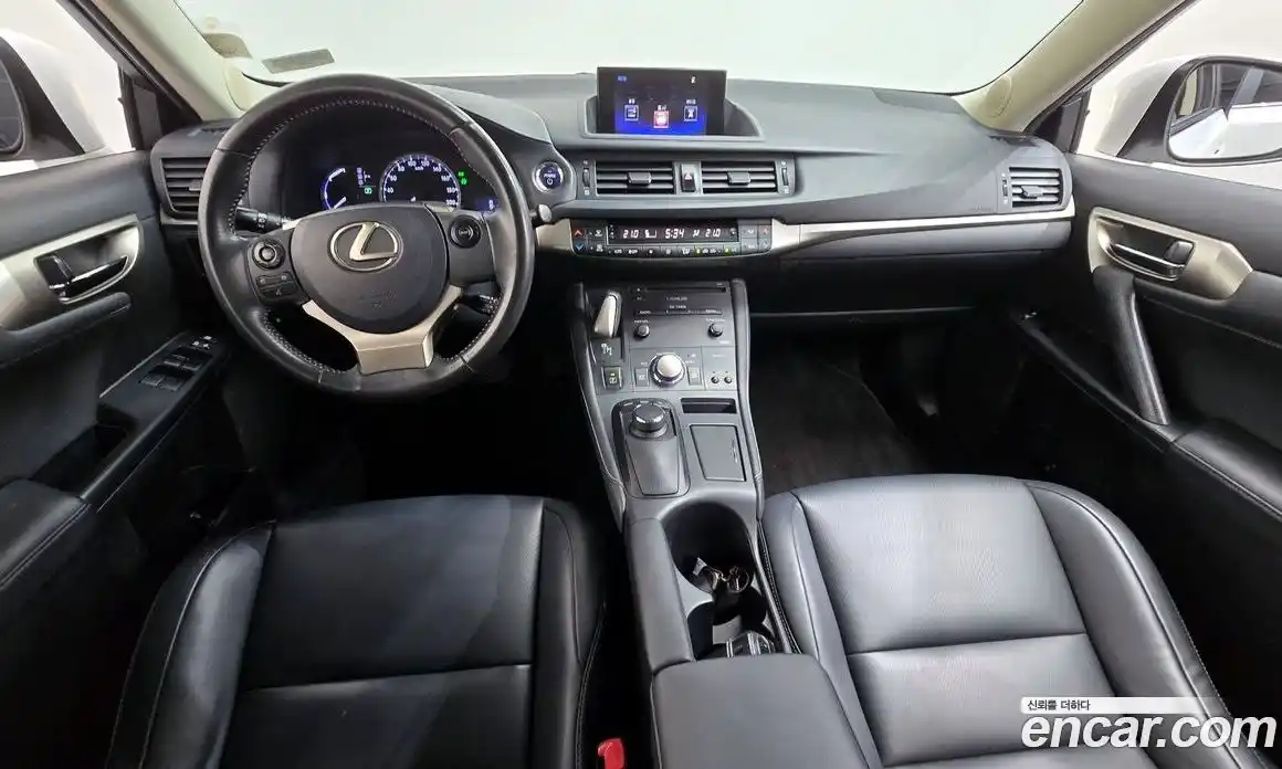 Lexus CT200h 2014 1.8 гидро, фото 7