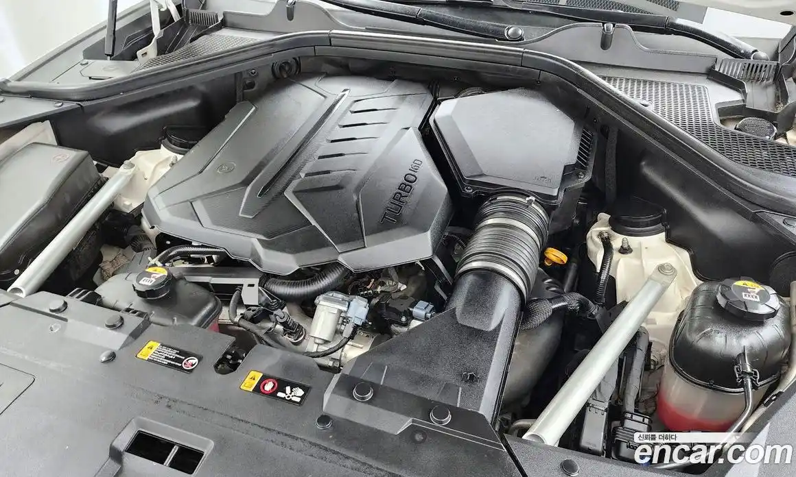 Genesis GV80 2023 3.0 гидро, фото 6